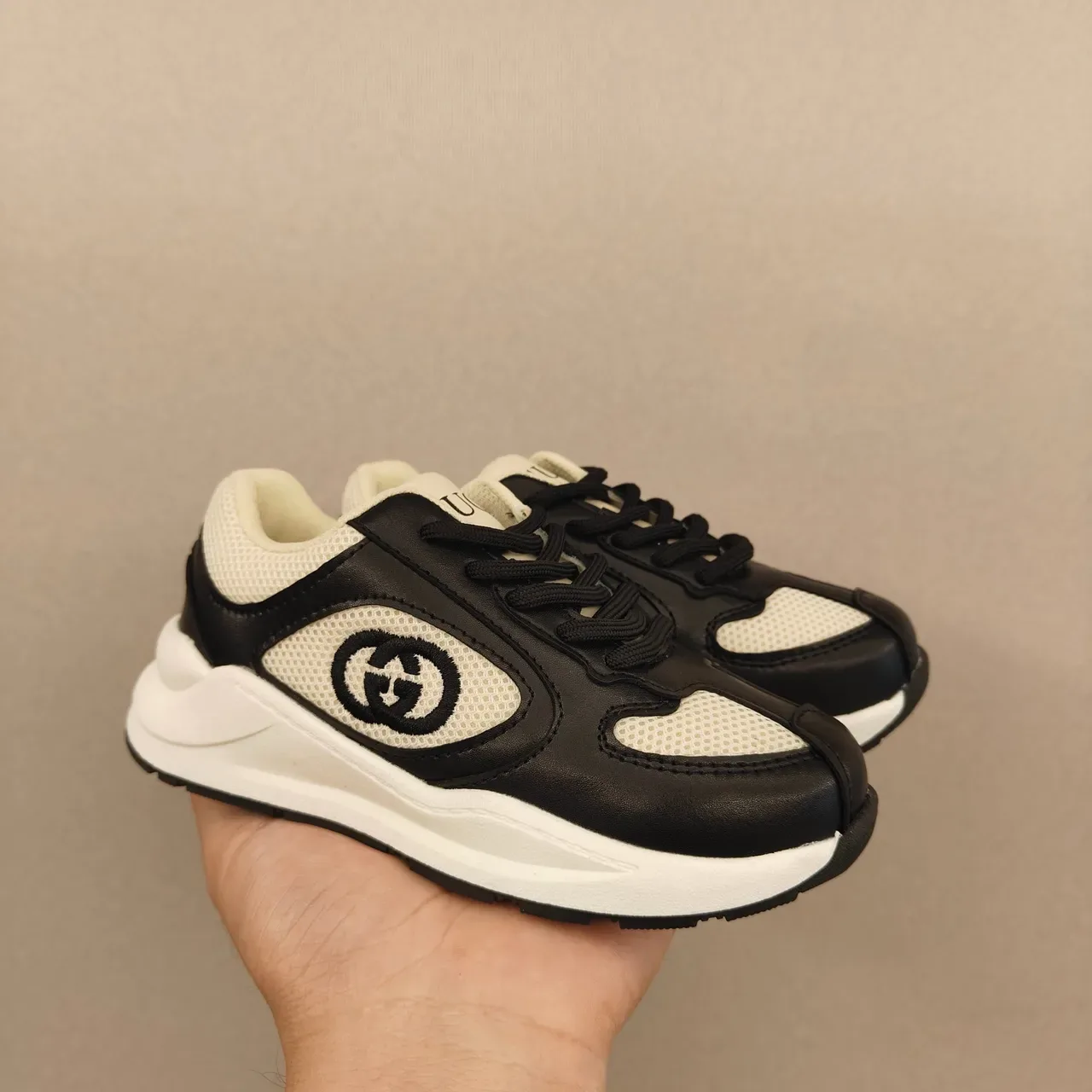 Gucci Gray Black Layered Mesh And Synthetic Upper Sculpted Chunky Midsole Lifestyle Sneakers 8