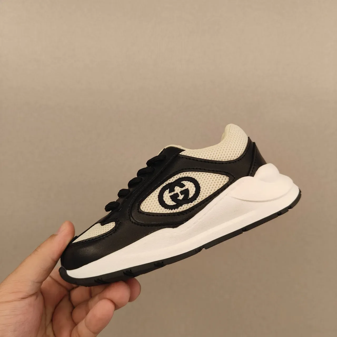 Gucci Gray Black Layered Mesh And Synthetic Upper Sculpted Chunky Midsole Lifestyle Sneakers 9