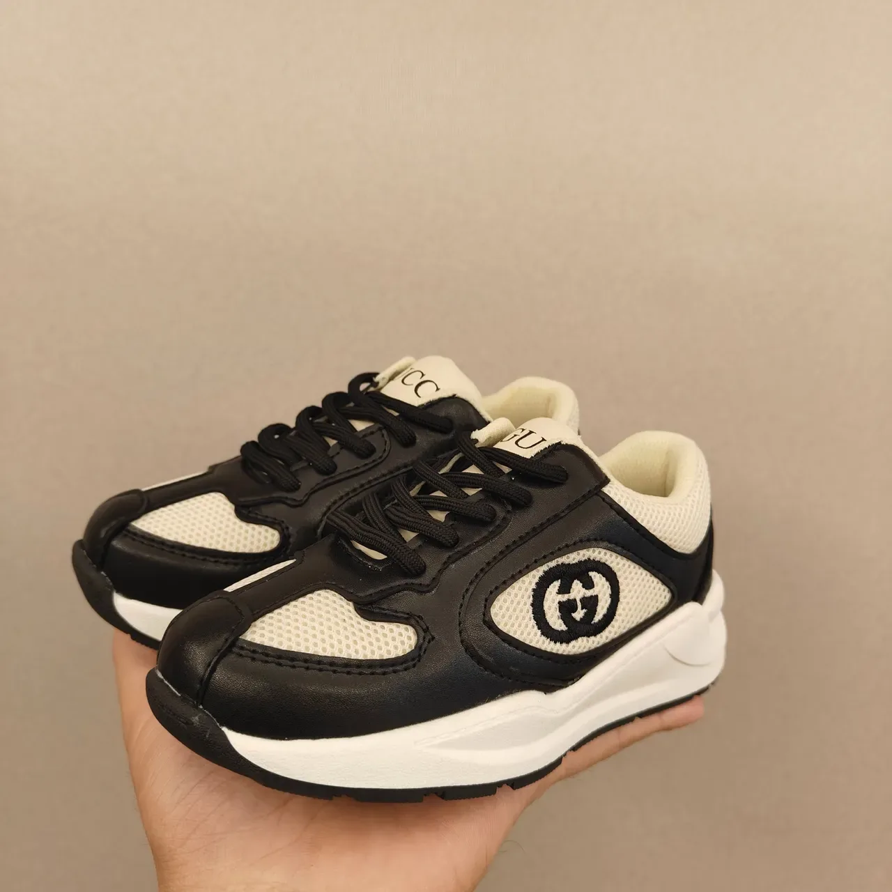 Gucci Gray Black Layered Mesh And Synthetic Upper Sculpted Chunky Midsole Lifestyle Sneakers 13