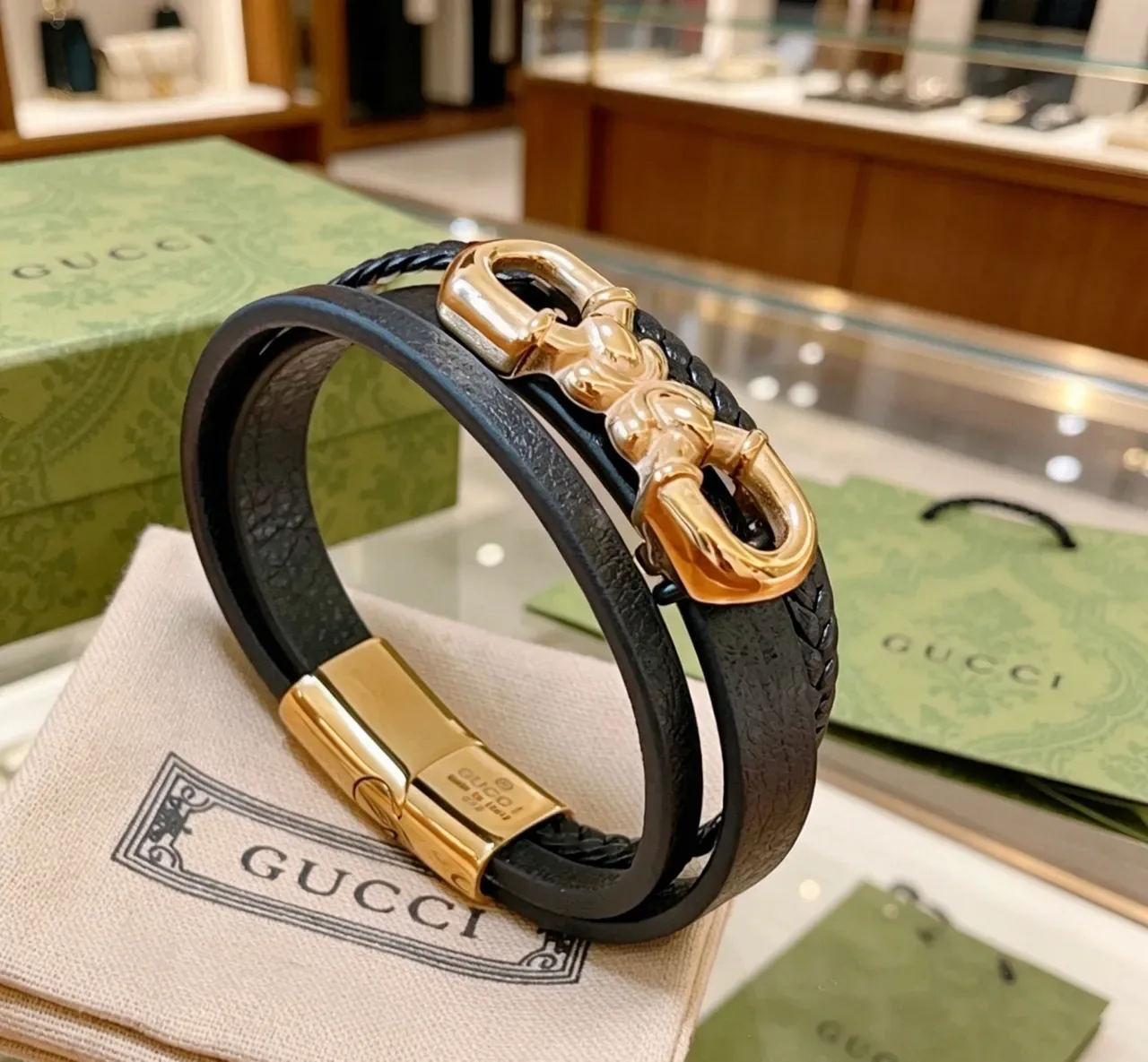 Gucci Horsebit 1955 Bracelet en Cuir Tressé Noir Doré 4