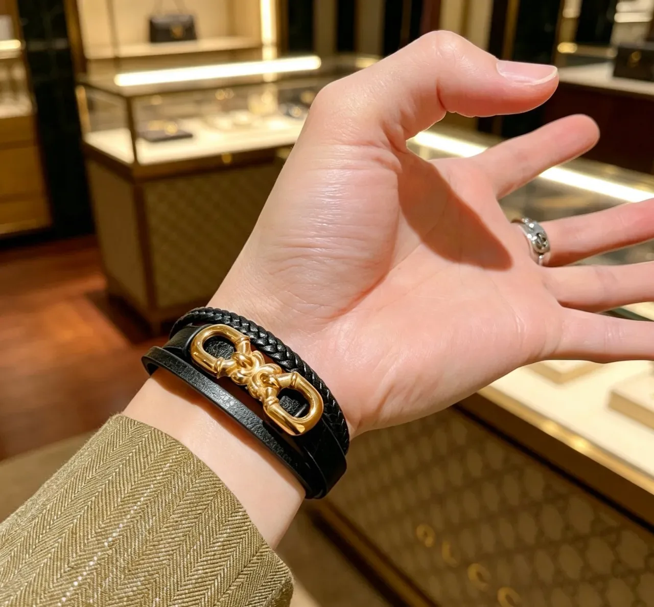 Gucci Horsebit 1955 Bracelet en Cuir Tressé Noir Doré 7
