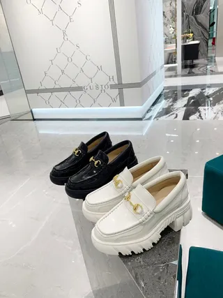 Gucci Horsebit 1955 Mocassins de Couro Patentado Preto 8