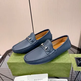 Gucci Horsebit 1955 नीली पेब्ल्ड लेदर लूफर्स