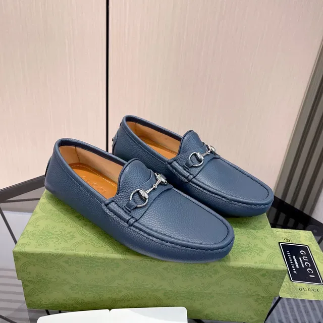 Gucci Horsebit 1955 Blue Pebbled Leather Loafers 9