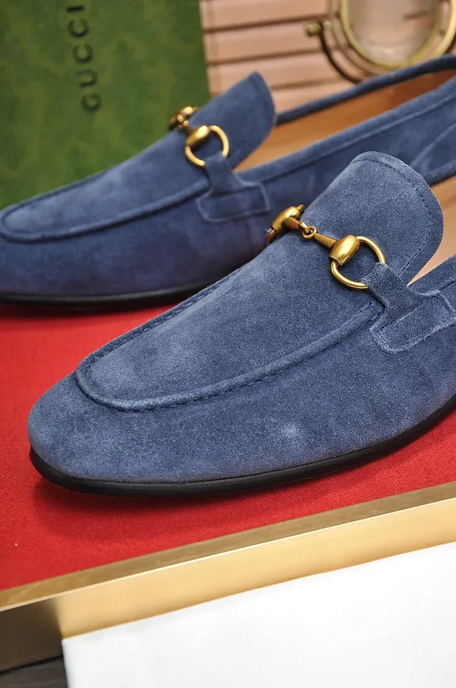 Gucci Horsebit 1955 Mocassins en daim bleu 3