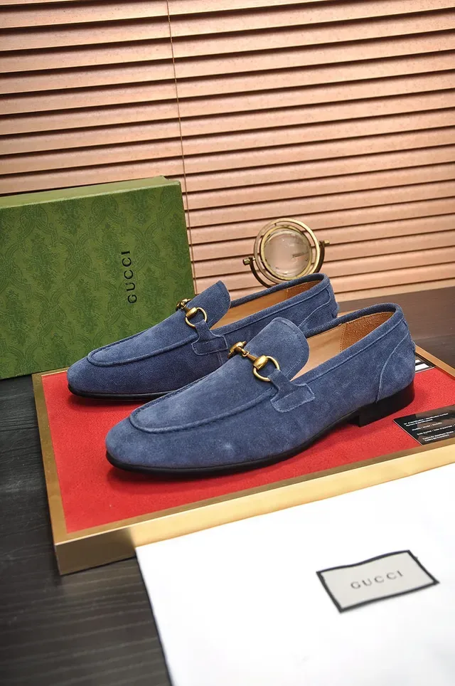 Gucci Horsebit 1955 Mocassins en daim bleu 8