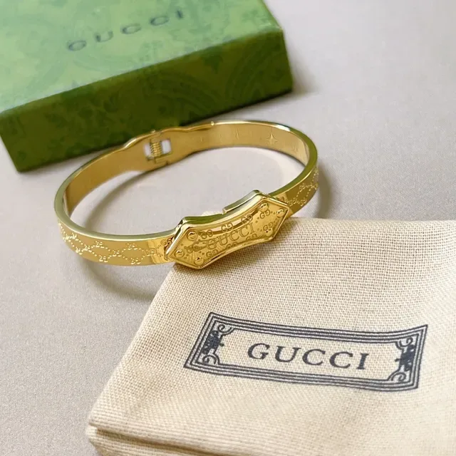 Gucci Horsebit 1955 Gold Rigid Bangle Engraved GG Motif Bracelet 3