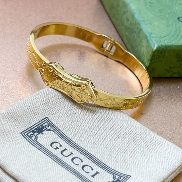 Gucci Horsebit 1955 Gold Rigid Bangle Engraved GG Motif Bracelet 6
