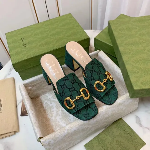 Gucci Horsebit 1955 vert doré GG Monogram Canvas Buckle Casual Sandals 8