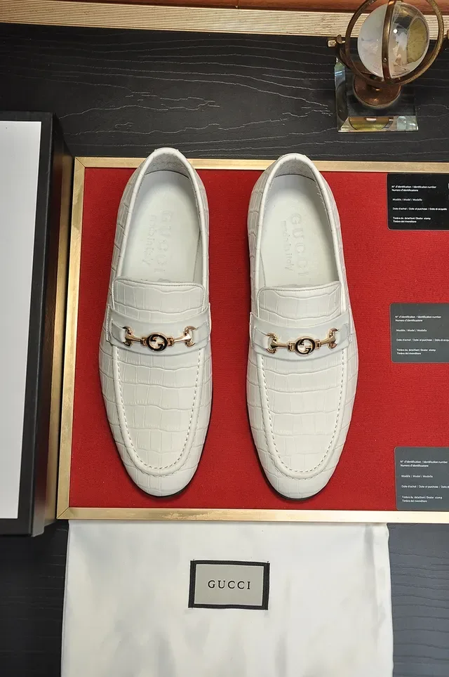 Gucci Horsebit 1955 White Croc-Embossed Leather Loafers 5