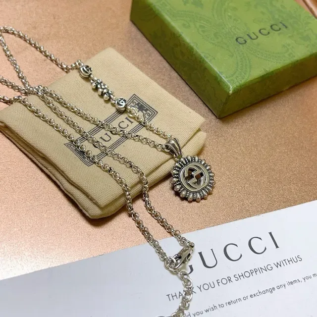 Gucci Interlocking G Sunburst Pendant Necklace 6