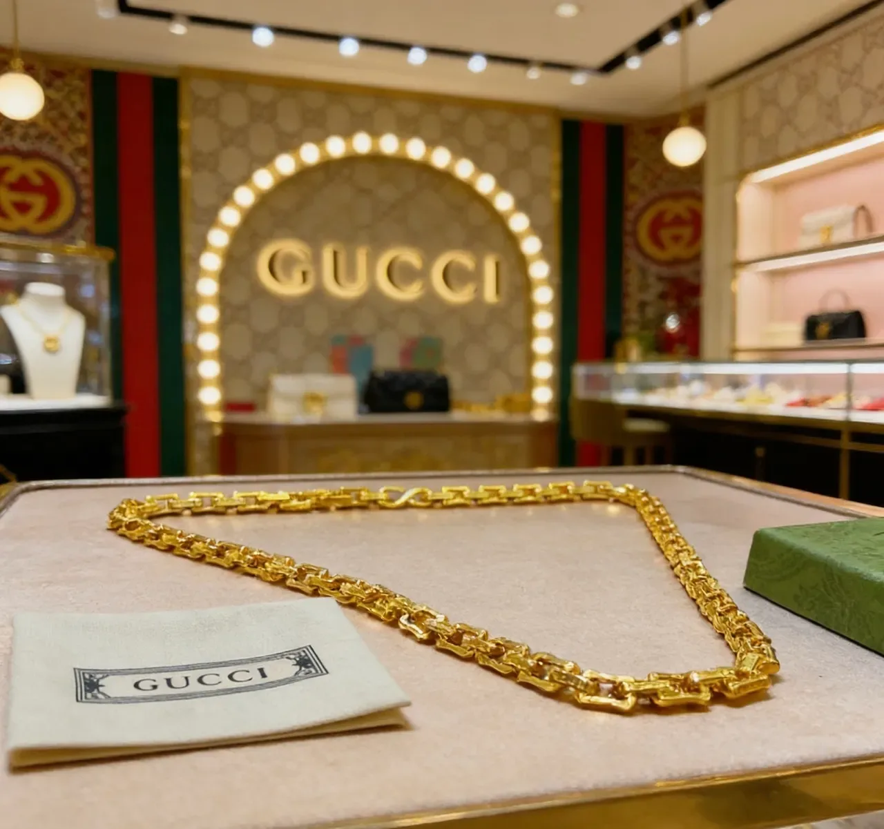 Gucci Link to Love Gold Oversized Chunky Necklace 2