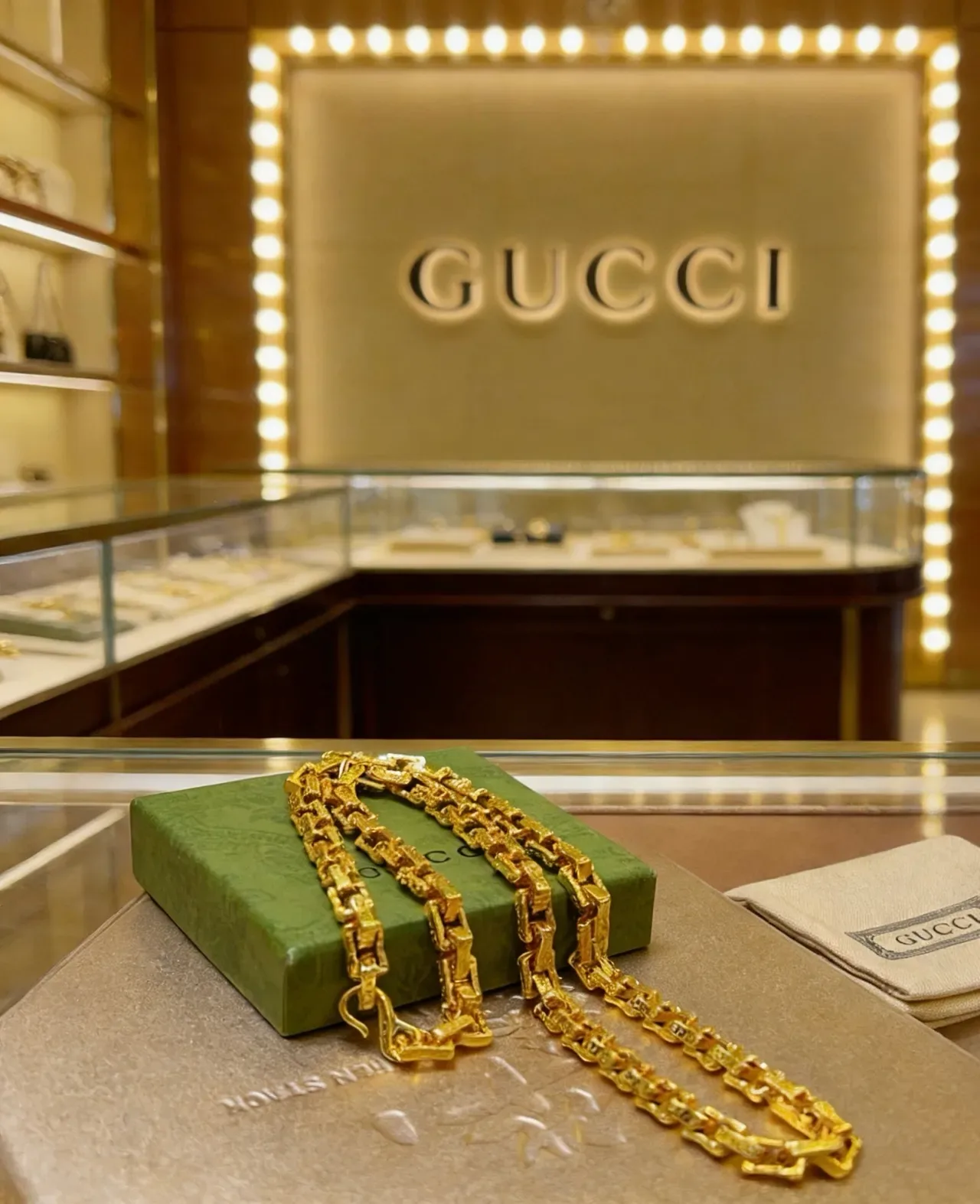Gucci Link to Love Gold Oversized Chunky Necklace 6