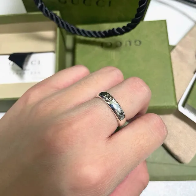 Gucci Love Ring Silver Green Polished Engraved Interlocking G Logo Ring 5