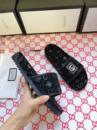 Gucci Monogram-Print Holographic GG Slide Slippers 3