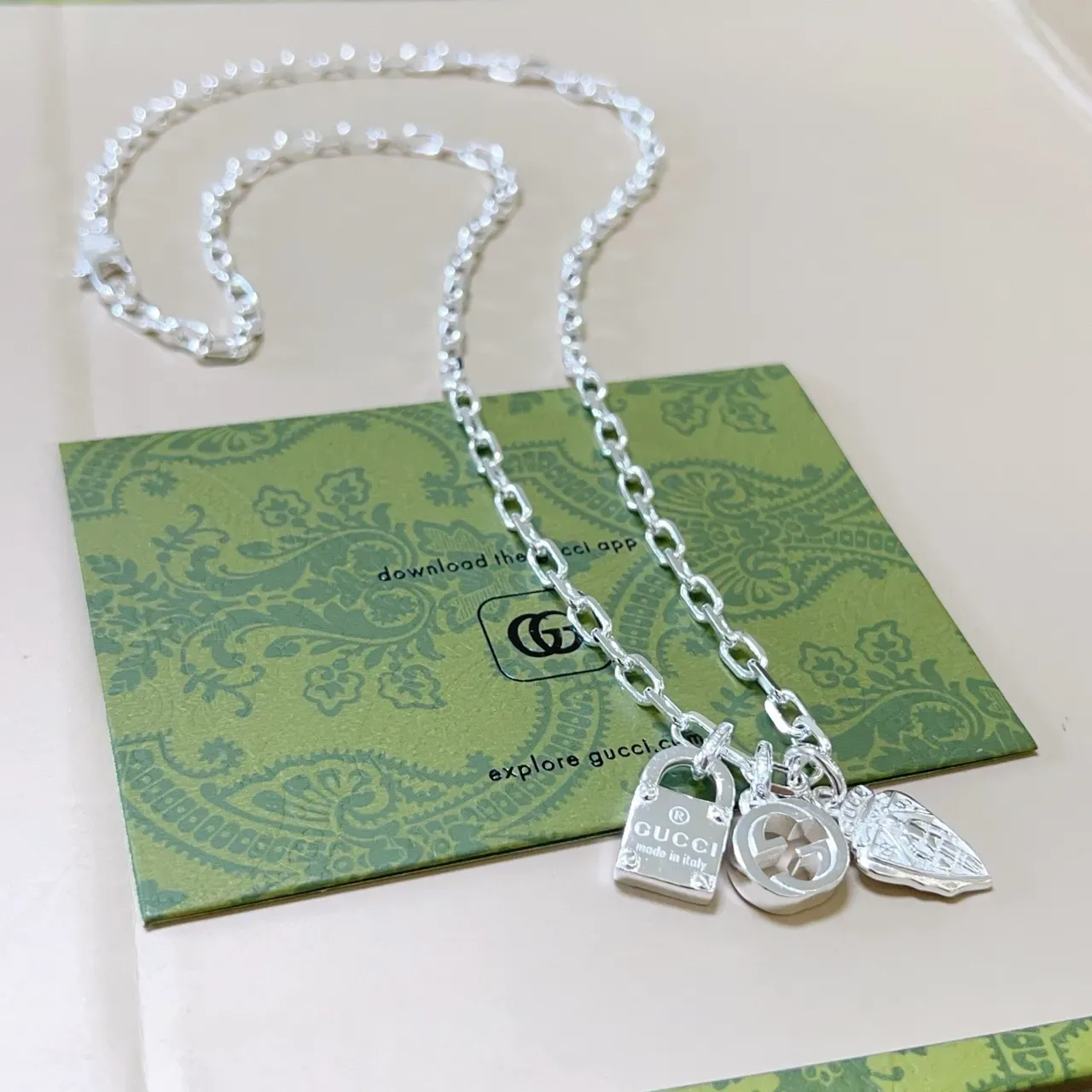 Gucci Multi-Charm Silver Padlock Interlocking G Leaf Necklace 6