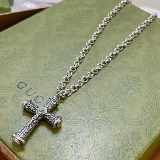 Gucci Ornate Filigree Cross Pendant Silver Necklace 3