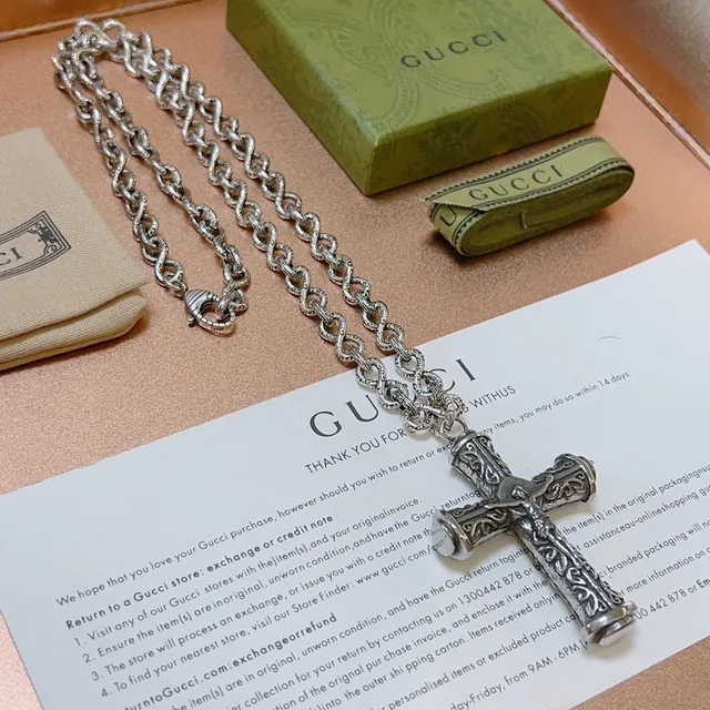 Gucci Ornate Filigree Cross Pendant Silver Necklace 7