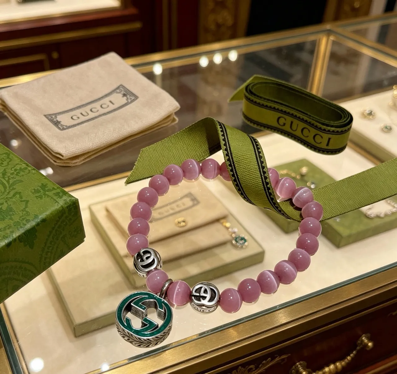 Gucci Pink Green Beaded Cat's-Eye Stone Bracelet 4