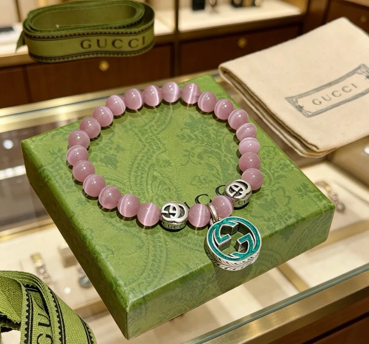 Gucci Pink Green Beaded Cat's-Eye Stone Bracelet 6