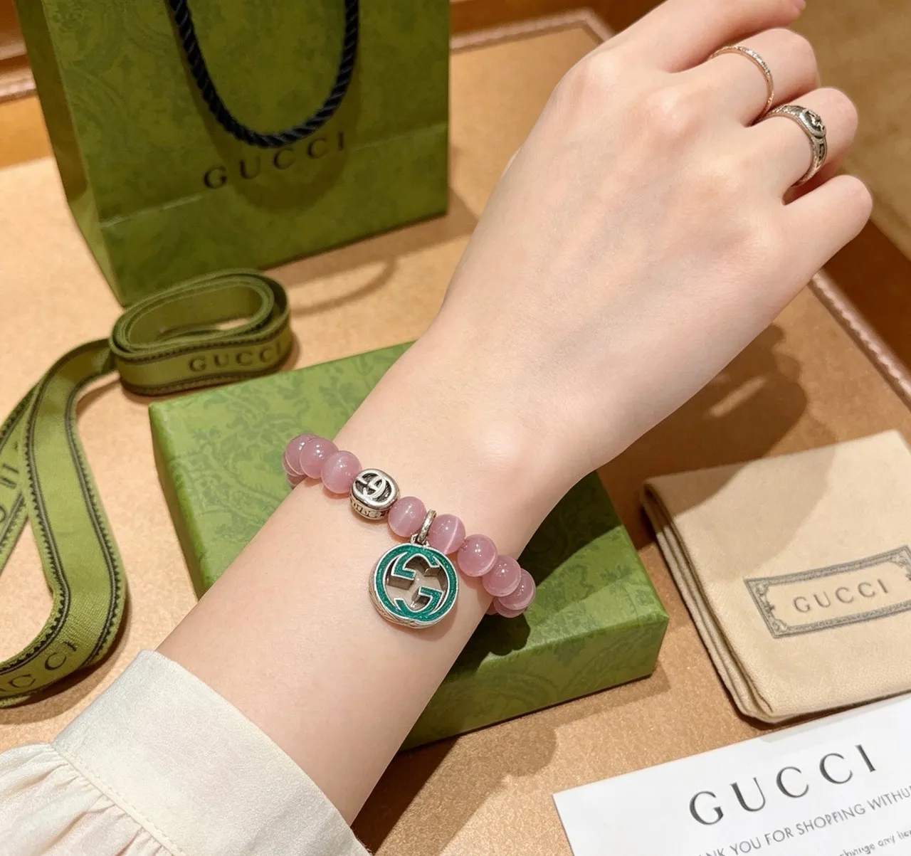 Gucci Pink Green Beaded Cat's-Eye Stone Bracelet 8