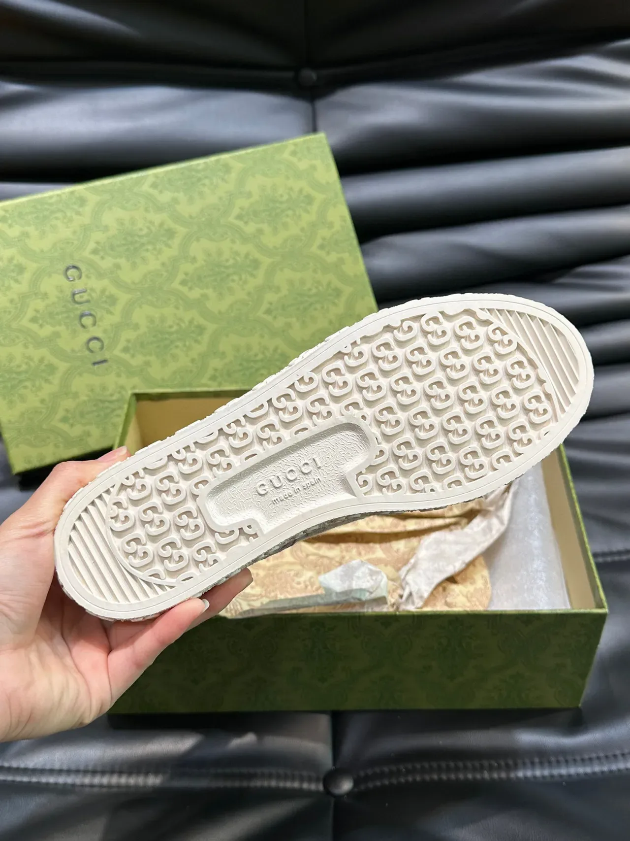 Gucci Pink White Canvas Upper Ribbed Rubber Toe Cap Lifestyle Sneakers 2