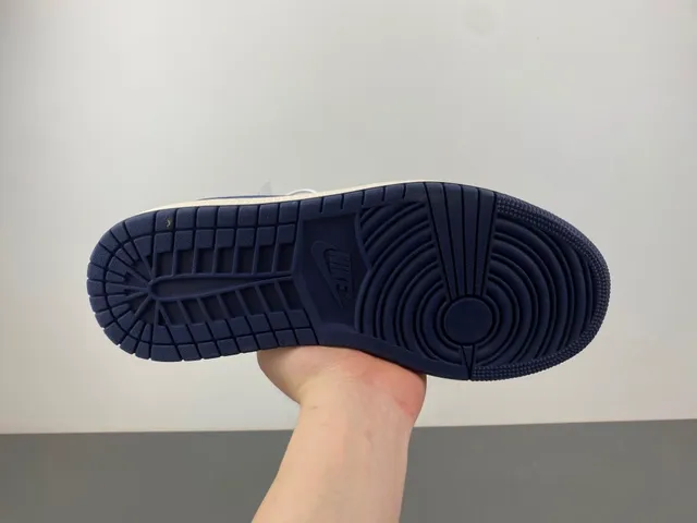 Gucci Rhyton Navy and White Suede Leather Lifestyle Sneakers 9