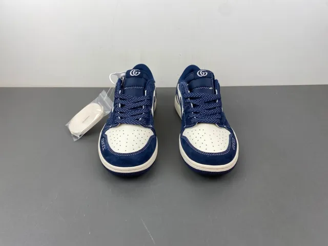 Gucci Rhyton Navy and White Suede Leather Lifestyle Sneakers 11