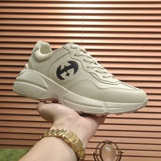 Gucci Rhyton أوف وايت جلد سميك سنيكرز