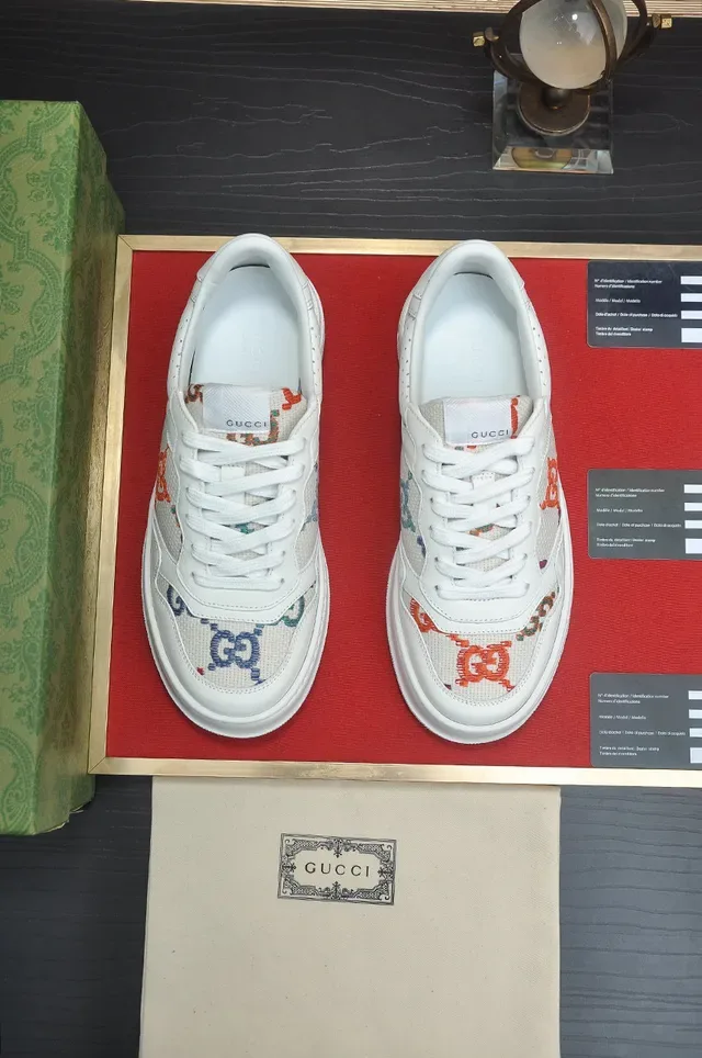 Gucci Rhyton Blanc Multicolor Brodé Logo Sneakers Lifestyle 2