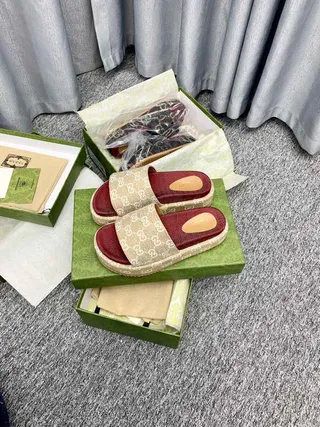 Gucci Screener Beige and Red GG Monogram Slippers 7