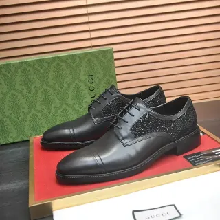 Gucci Screener Black Cap-Toe Perforated GG Logo Oxford Shoes