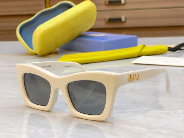 Gucci Screener Vert Citron Acétate Lunettes de Soleil 9