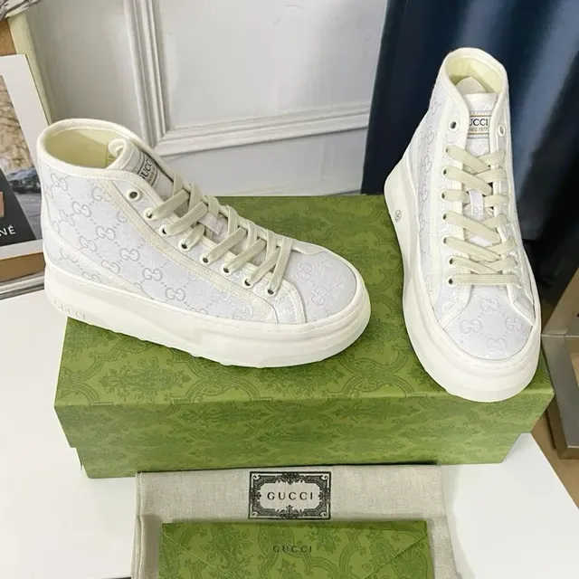 Gucci Screener Monogram Canvas White Lifestyle Sneakers 9