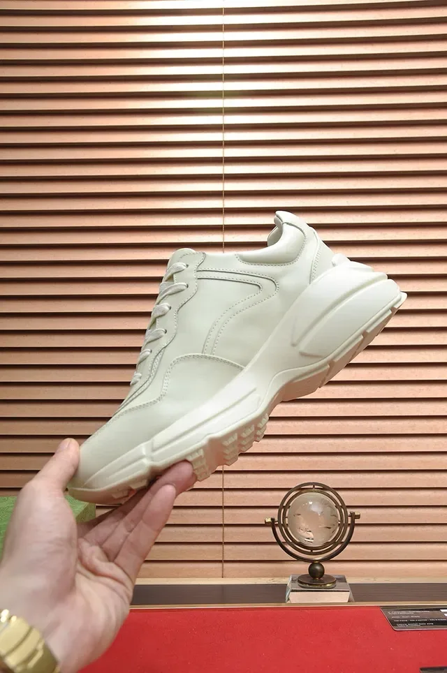 Gucci Screener Off-White Dragon Graphic Lifestyle Sneakers 8