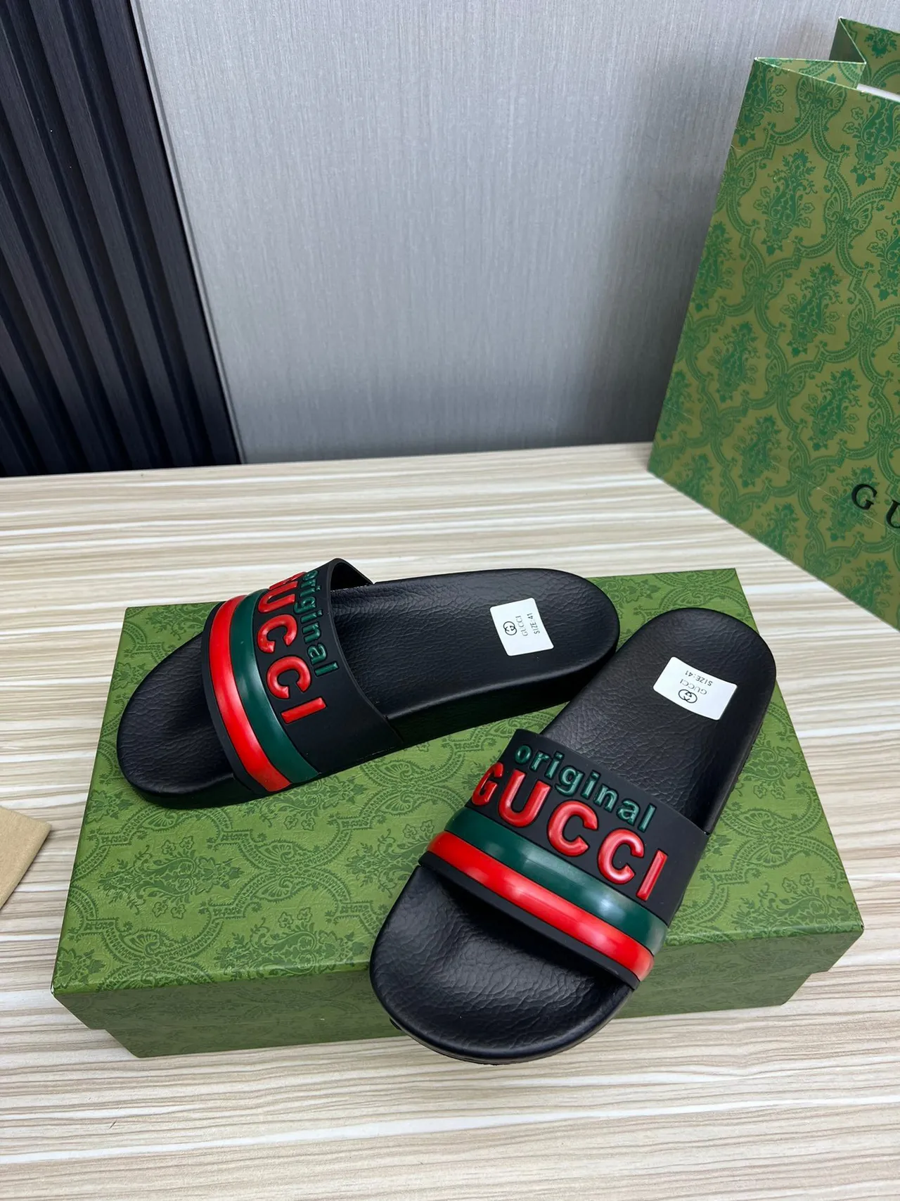 Gucci Screener Original GUCCI Black Red Green Slippers 7