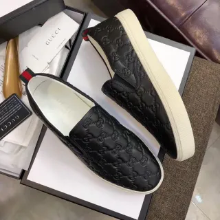 Gucci Screener Quilted GG Black Loafers