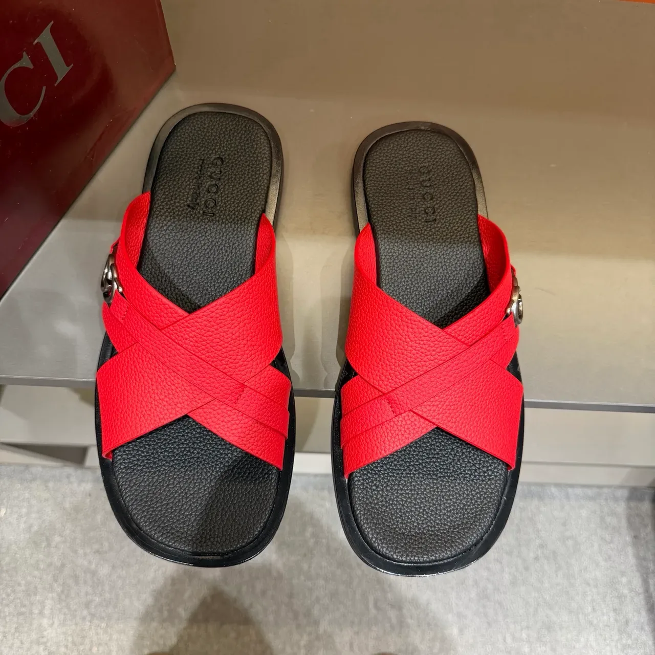Gucci Screener Sandálias Slide Tirante Cruzado Fivela Metal 9