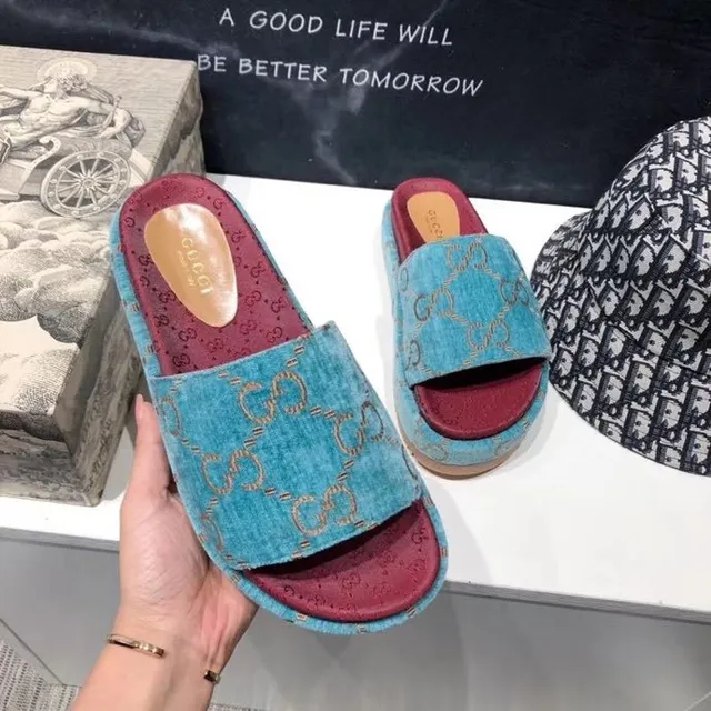 Gucci Screener turquoises et velours rouges pantoufles 4
