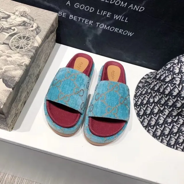 Gucci Screener turquoises et velours rouges pantoufles 5