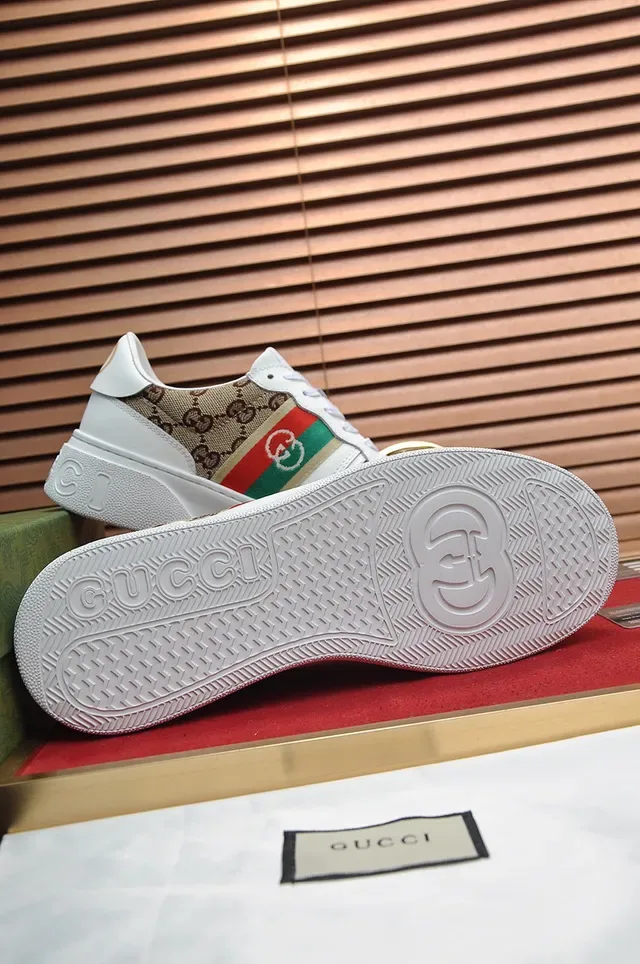 Gucci Screener Blanc GG Monogram Toile Sneakers Lifestyle 5