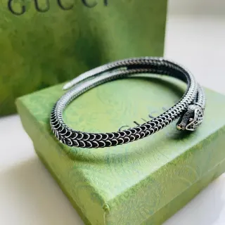 Gucci Serpent Scale-Link Black and Silver Bracelet
