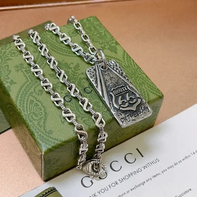 Gucci Silver Army Green Oxidized Finish G-Motif Link Chain Necklace 6