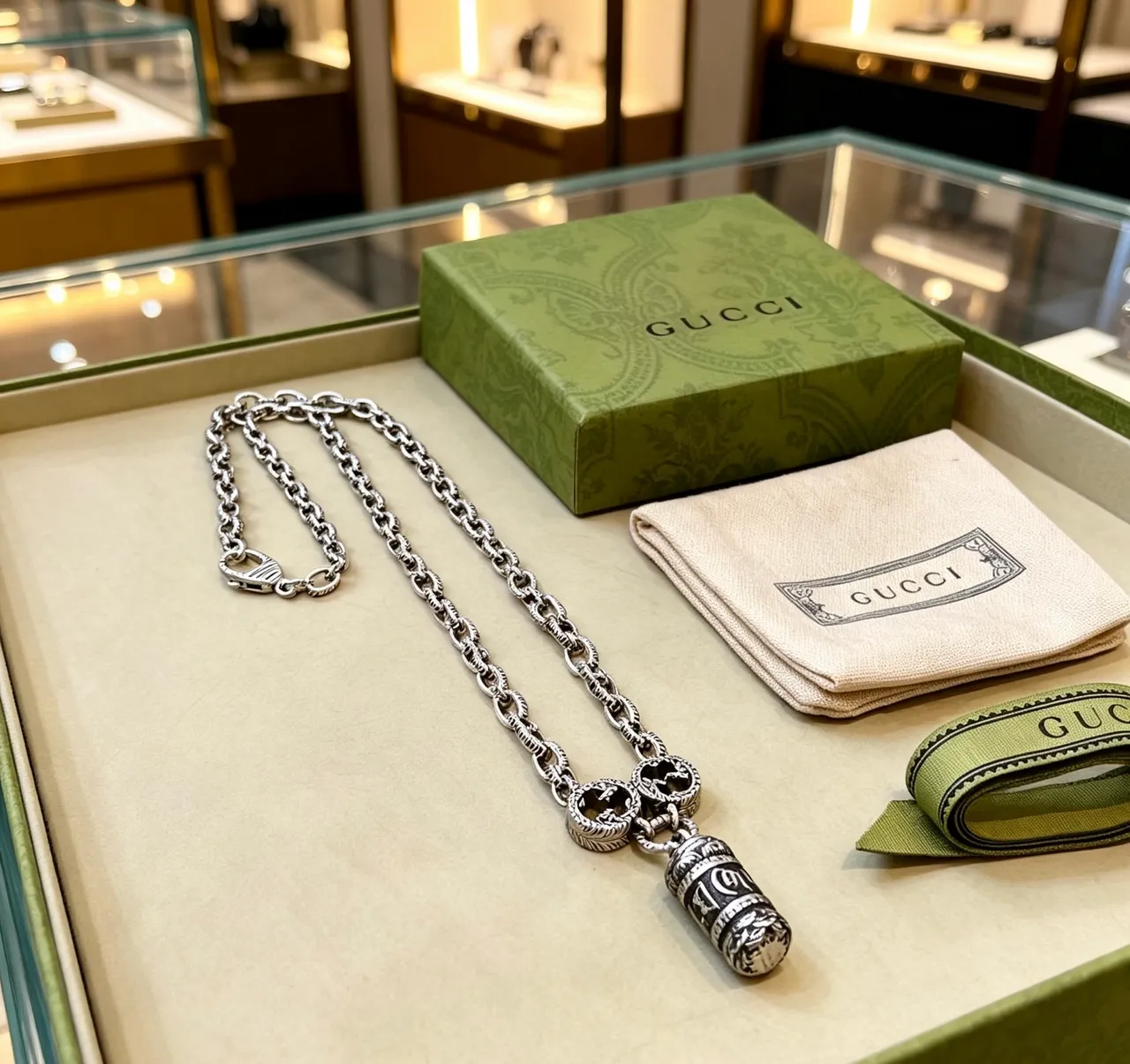 Gucci Silver Black Twisted-Link Chain Interlocking G Motifs Necklace 5