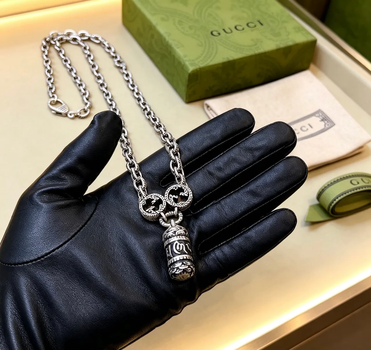 Gucci Silver Black Twisted-Link Chain Interlocking G Motifs Necklace 9