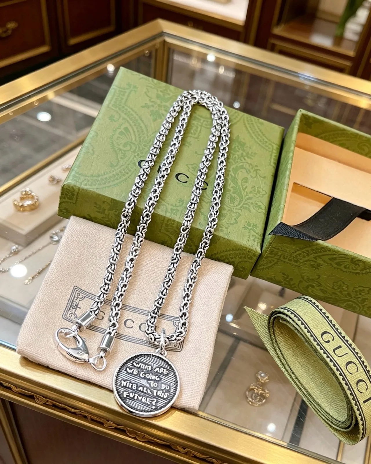 Gucci Silver Byzantine-Link Chain Circular Engraved Medallion Pendant Necklace 7