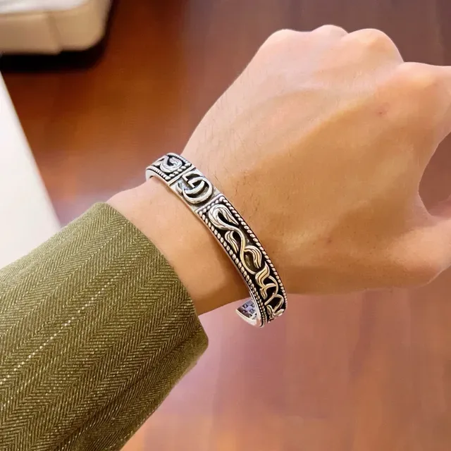Gucci Silver Gold Ornate Scrollwork Interlocking GG Logo Bracelet 5