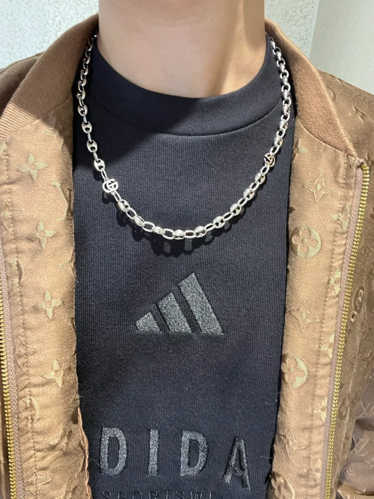 Gucci Silver Interlocking Double-G Motifs Oval Gancini-Style Links Necklace 2