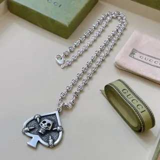 Gucci Skull Spade Pendant Interlocking G-Link Necklace