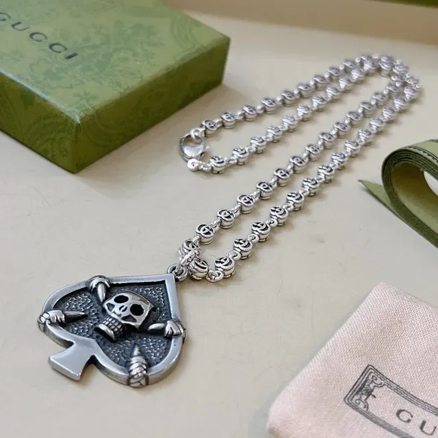 Gucci Skull Spade Pendant Interlocking G-Link Necklace 6